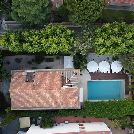 Vila Villa Cela *